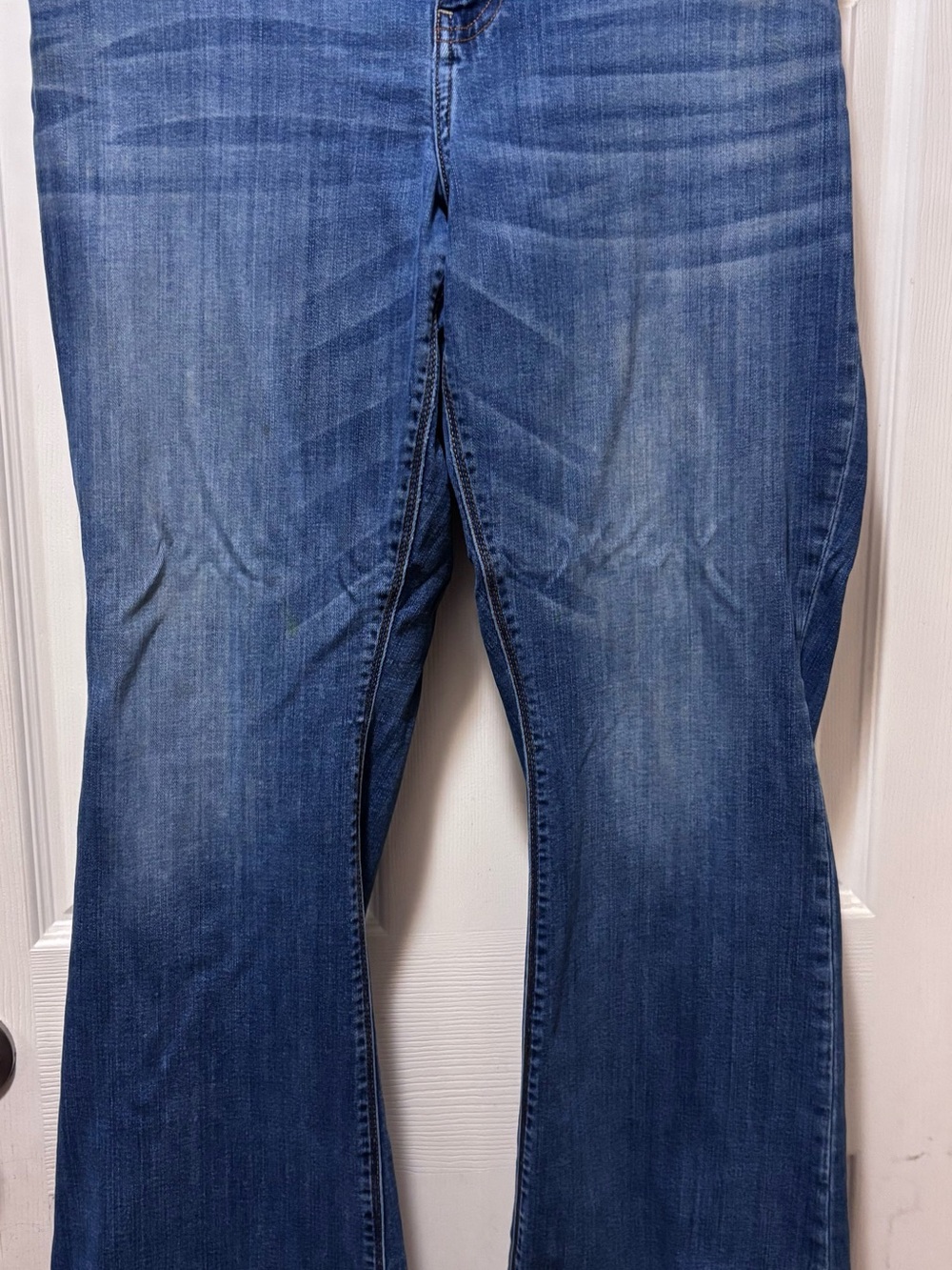 American Eagle Outfitters Women's Blue Flare Jeans